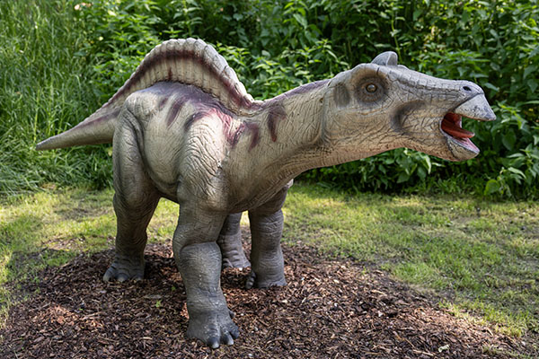 25. Edmontosaurus